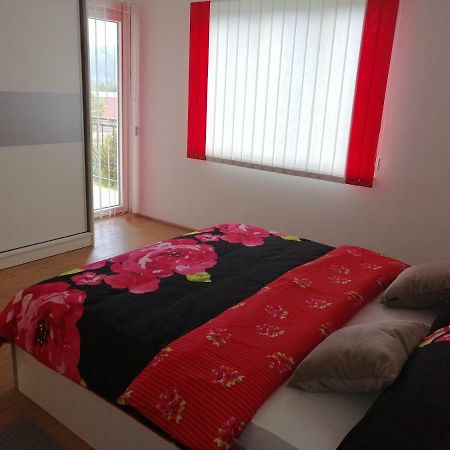 Cosy Apartment Road A6 퓨지네 외부 사진